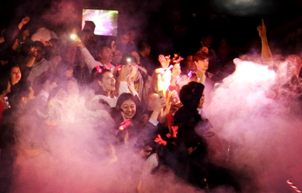 ʥ���������